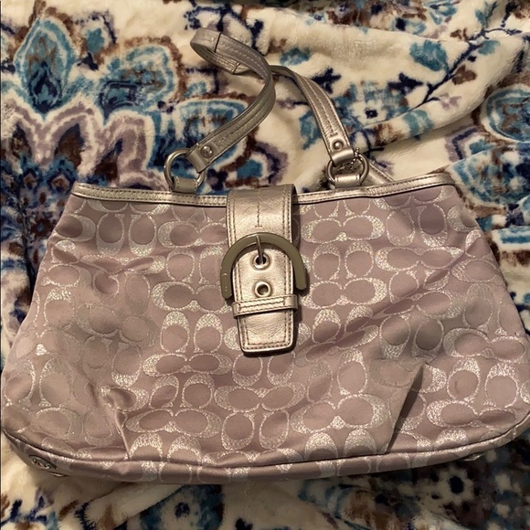 Coach purse - Picture 2 of 4